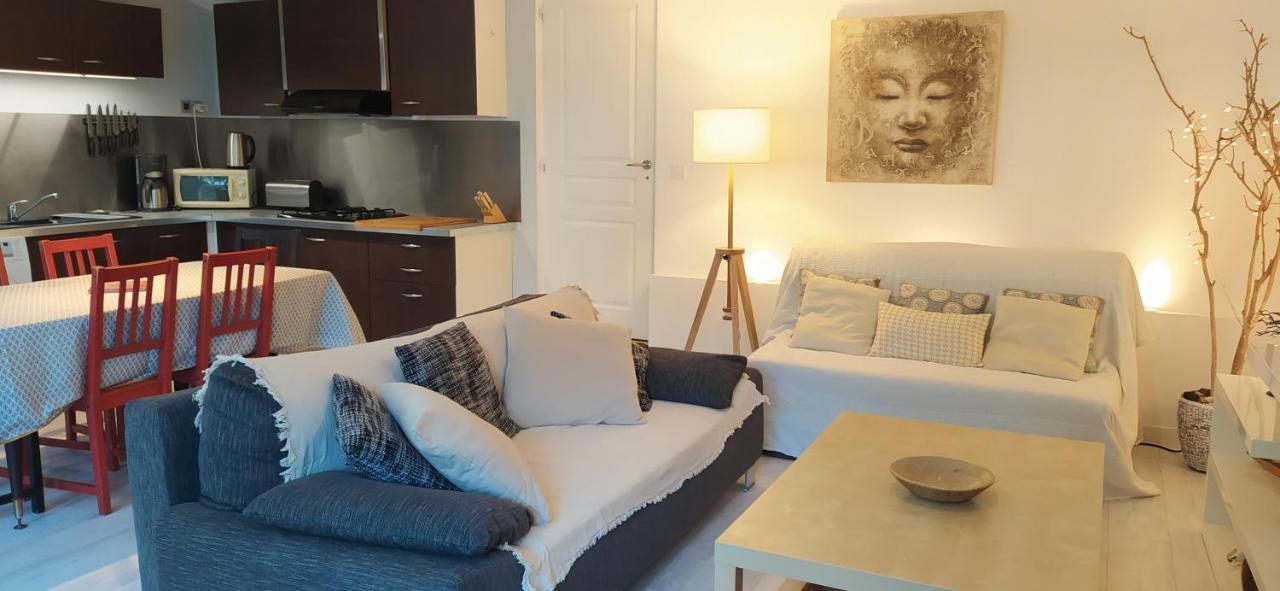Les Mondes - Appartement Bas De Maison Ensues la Redonne Bagian luar foto