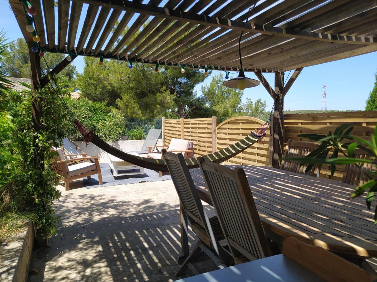 Les Mondes - Appartement Bas De Maison Ensues la Redonne Bagian luar foto