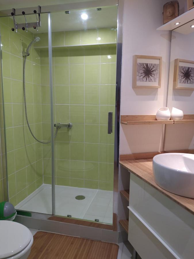Les Mondes - Appartement Bas De Maison Ensues la Redonne Bagian luar foto