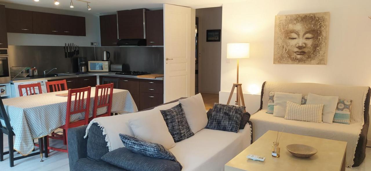 Les Mondes - Appartement Bas De Maison Ensues la Redonne Bagian luar foto